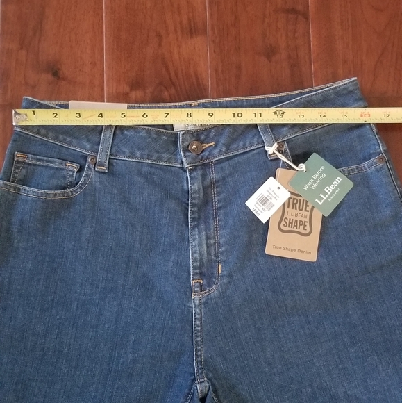 L.L.BEAN True Shape Jeans, High-Rise Straight-Leg - Size 14 Stonewashed - NWT - Picture 3 of 10